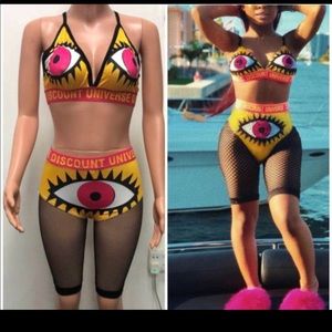 2 piece swimsuit (never worn)